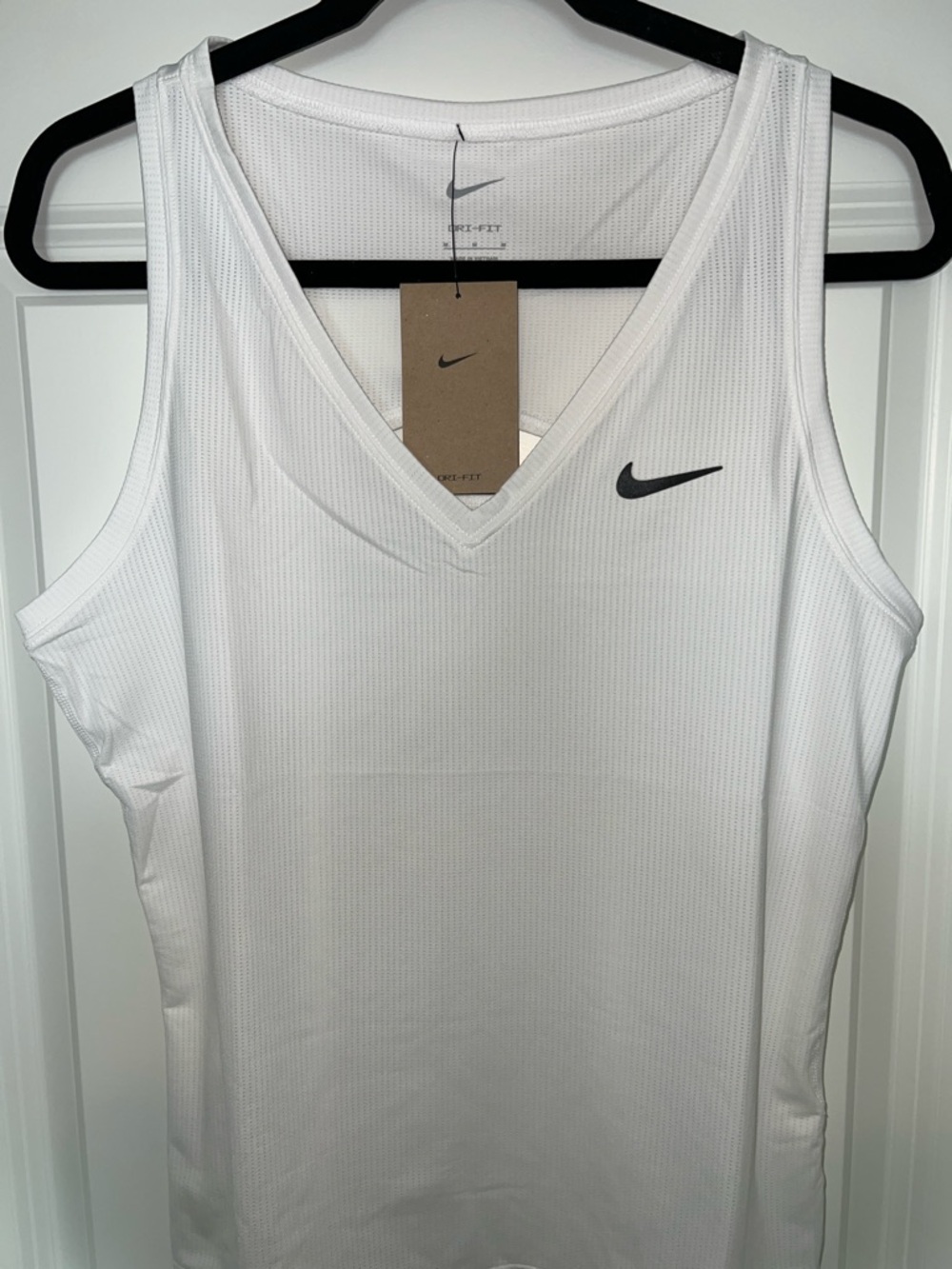 Nike Women's Court Victory Tennis Tank Top Sleeveless Size M NWT - Picture 2 of 8
